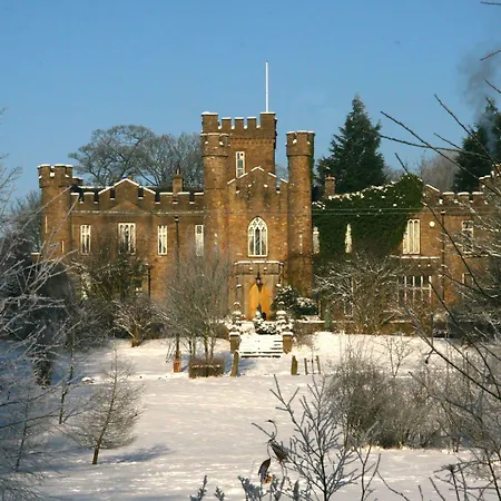 Augill Castle فندق 4*